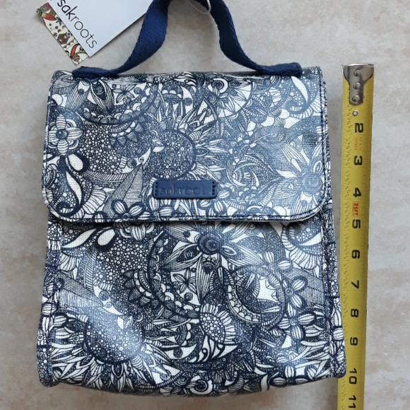 *Host Pick*Sakroots lunch bag - Picture 6 of 8